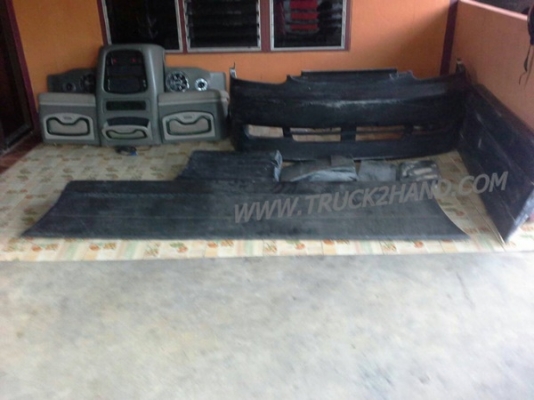 ชุดแต่งรถตู้