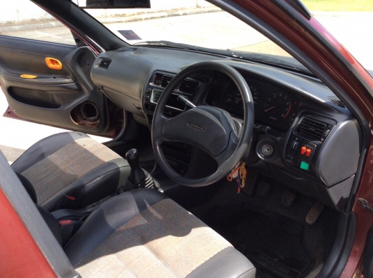 ขายรถ โตโยต้า สามห่วง 1.3 GXi ปี 95 เครื่องหัวฉีด 1.3 เกียร์ธรรมดา ติดแก๊ส LPG ระบบหัวฉีดถังโดนัท เพาเวอร์ กระจกไฟฟ้า ภายในเดิมๆแอร์เย็น ตัวถังเดิมๆไม่มีชน สีเต็มเงามีริ้วรอย แม็กขอบ17" รถขับดี พร้อมใช้งาน ภาษีปี59 ขายถูกครับ