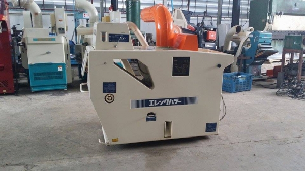 เครื่องสีข้าวกล้องเก่าญี่ปุ่น OSHIMAR รุ่น MA300 สภาพสวย เครื่องพร้อมใช้งาน  ไม่เคยใช้งานในไทย