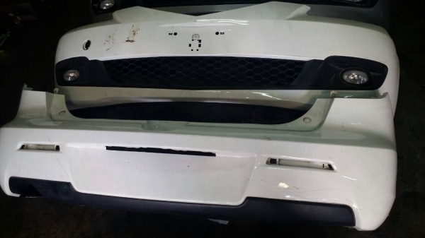 mazda กันชนหน้า พร้อมสปอร์ตไลท์ใต้กันชน mazda3 มาสด้า3 สภาพใหม่ไม่มีซ่อม