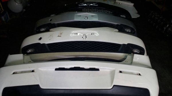 mazda กันชนหน้า พร้อมสปอร์ตไลท์ใต้กันชน mazda3 มาสด้า3 สภาพใหม่ไม่มีซ่อม