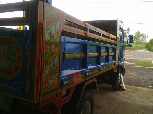 ขาย 6ล้อดั้ม อิซูซุร็อคกี้ 195แรง