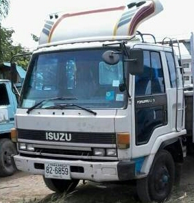 หกล้อ อีซูซุ ร็อค195แรง สภาพดีสวยพร้อมใช้ช่วงยาว6.50ม ทะเบียนพร้อมโอน ราคา 539,000บ ต่อรอง