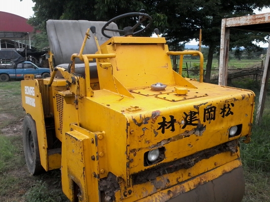 ขายรถบด Bomag AC121 สภาพพร้อมใช้งาน