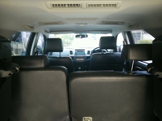 TOYOTA,FORTUNER 3.0V(รุ่นท๊อปสุดสีพิเศษ 50 ปี)เกียร์ออโต้ดีเซลรุ่นTOPสุด ปี 2012 สภาพนางฟ้าราคาถูกด่วนๆ