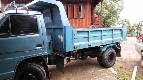 หกล้อ อีซูซุ NPR115 ปี38 สั้งลุย ดั้ม5คิว สภาพสวยล่างใหญ่พร้อมลุย ทะเบียน.โอน หกล้อ อีซูซุ NPR115 ปี38 สั้งลุย ดั้ม5คิว สภาพสวยล่างใหญ่พร้อมลุย ทะเบียน.โอน