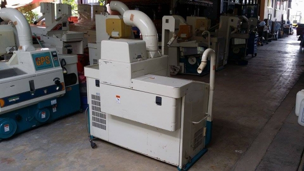 เครื่องสีข้าวกล้องเก่าญี่ปุ่น  SATAKE  รุ่น GPS 350A (1)  สภาพสวย เครื่องพร้อมใช้งาน  ไม่เคยใช้งานในไทย