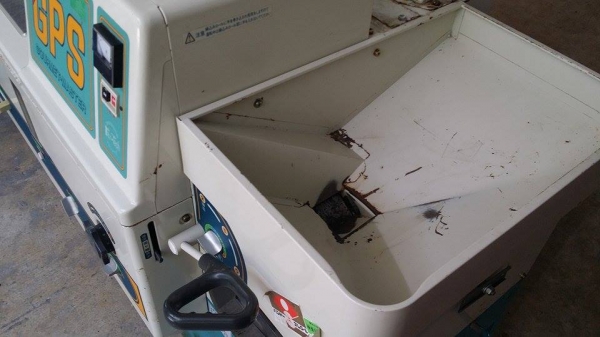 เครื่องสีข้าวกล้องเก่าญี่ปุ่น  SATAKE  รุ่น GPS 350A (2)  สภาพเครื่องพร้อมใช้งาน  ไม่เคยใช้งานในไทย