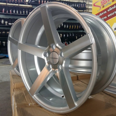 ล้อ VOSSEN CV3 ขอบ18 หน้า8 หลัง9 5H114.3 สี SILVER