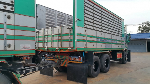 ขายด่วนรถพ่วง18ล้อ เดกก้า270  ยูโรทูดั้มเนียมอู่ซุ่นชัย เดิมทุกอย่าง สภาพพร้อมใช้