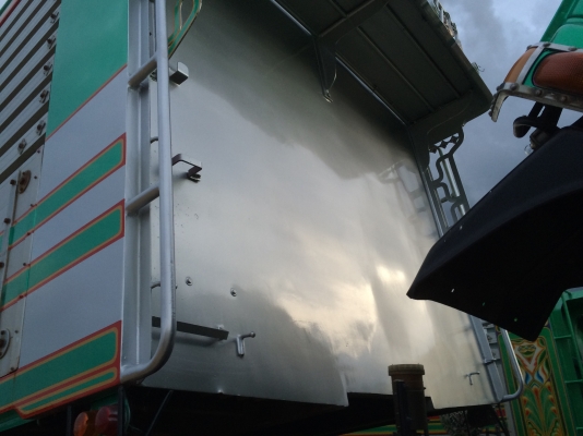 ขายด่วนรถพ่วง18ล้อ เดกก้า270  ยูโรทูดั้มเนียมอู่ซุ่นชัย เดิมทุกอย่าง สภาพพร้อมใช้