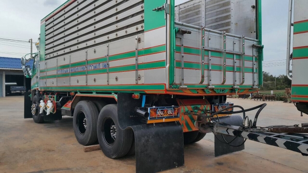 ขายด่วนรถพ่วง18ล้อ เดกก้า270  ยูโรทูดั้มเนียมอู่ซุ่นชัย เดิมทุกอย่าง สภาพพร้อมใช้