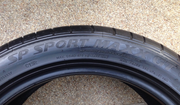 ยาง Dunlop Sportmaxx หน้า 235 45 18 หลัง 265 45 18 ปี12 ดอก95\% ดอกเต็ม ไม่ปะ ไม่บวม ใช้อีก 2ปีสบายๆ