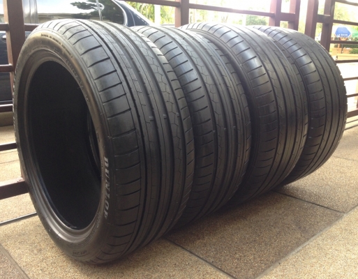 ยาง Dunlop Sportmaxx หน้า 235 45 18 หลัง 265 45 18 ปี12 ดอก95\% ดอกเต็ม ไม่ปะ ไม่บวม ใช้อีก 2ปีสบายๆ