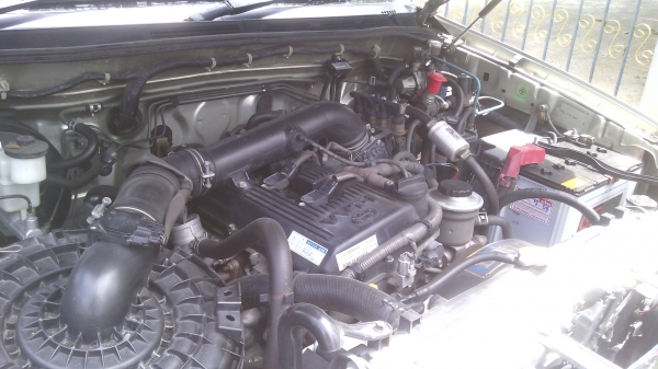 ขายรถโตโยต้า  ปี2010  เครื่องเดิมๆ2700   สวยๆพร้อมใช้สนใจ0839951805