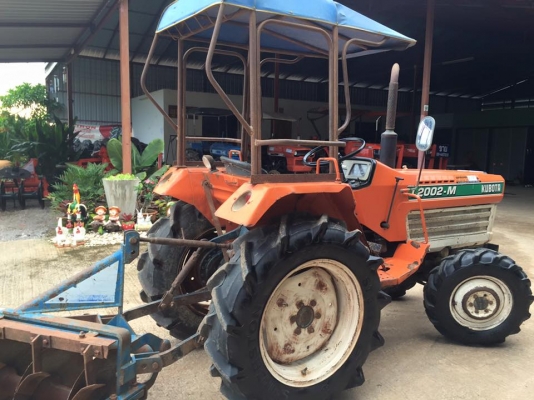 ขายรถไถ Kubota L2002M (4WD) พร้อมผานพรวน รถ2เพลา พร้อมใช้งานครับ
