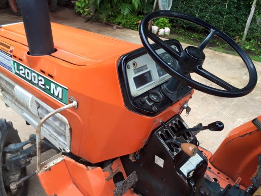 ขายรถไถ Kubota L2002M (4WD) พร้อมผานพรวน รถ2เพลา พร้อมใช้งานครับ