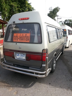 รถตู้หลังคาสูง custom