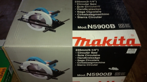 ขายเลื่อยวงเดือน Makita N5900B