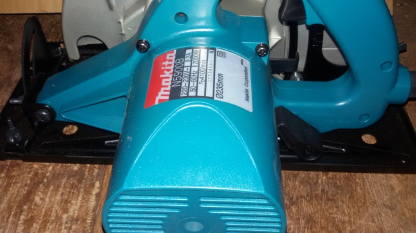 ขายเลื่อยวงเดือน Makita N5900B