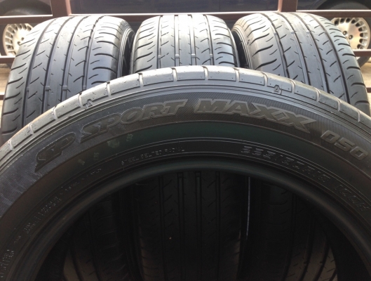 ยาง Dunlop sportmaxx 225 60 18 ปี12 ดอกเยอะ