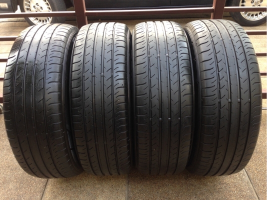 ยาง Dunlop sportmaxx 225 60 18 ปี12 ดอกเยอะ