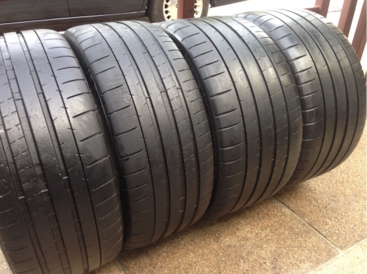 ยาง Michelin super sport หน้า 225 35 19 หลัง 255 30 19 กลางปี12 ดอกเยอะ ใช้ยาวๆ