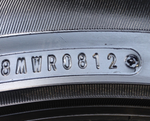 ยาง Dunlop 215 55 17 ปี12 พร้อมใช้งาน ราคาไม่แพง