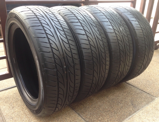 ยาง Dunlop 215 55 17 ปี12 พร้อมใช้งาน ราคาไม่แพง