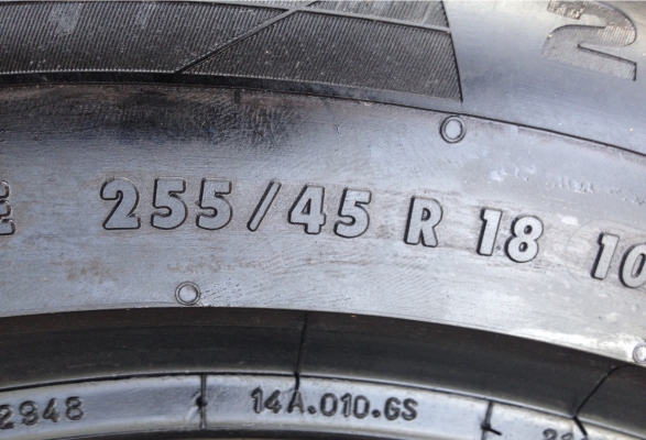 ยาง continental 255 45 18 ปี14 ดอกเยอะ