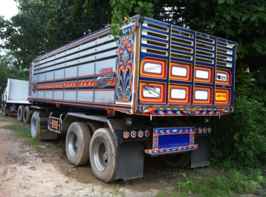 ขายลูกพ่วง 3 เพลา กระบะเนียม อู่ ส สหะกิจ รถปี 53