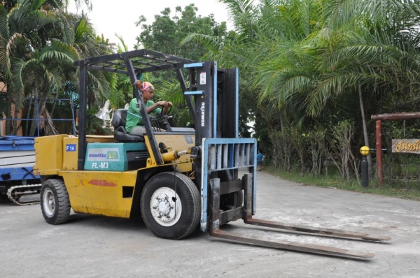 ขายรถFORKLIFT KOMATSU 4ตัน สวยเดิมจากญี่ปุ่น 360,000เท่านั้น!!