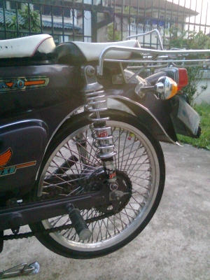 ขาย HONDA C70 เครื่อง LIFAN 110 สตาสร์มือ สภาพสวย เล่มทะเบียนพร้อม