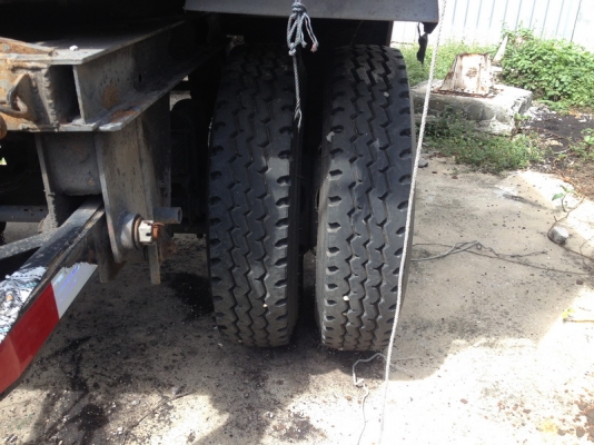 ถอดขายยางเรเดียน 10.00 พร้อมกะทะ 8 เส้น + อะไหล่ 1 เส้น