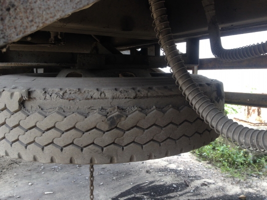 ถอดขายยางเรเดียน 10.00 พร้อมกะทะ 8 เส้น + อะไหล่ 1 เส้น