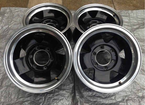 ล้อแท้ 15 ใส่แนว off road หรือ Retro ใส่หล่อๆ