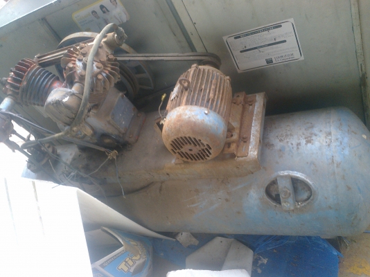 ขายด่วนปั้มลมขนาด5แรง500ลิตร