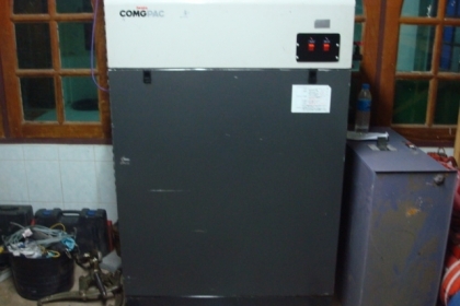 ปั๊มลมลูกสูบแบบตู้เก็บเสียง 5 แรงมีAIR DRYER ปั๊มลมลูกสูบแบบตู้เก็บเสียง 5 แรงมีAIR DRYER