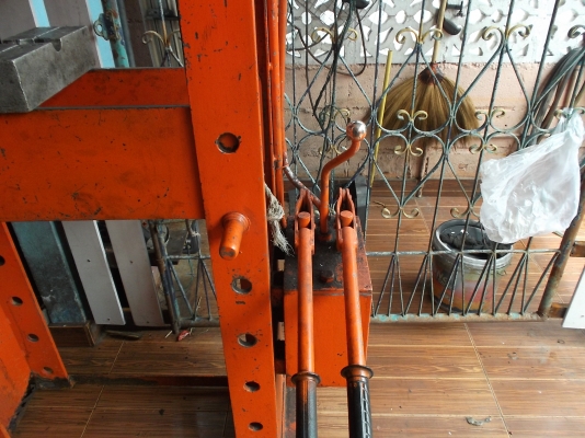 แท่นอัดไฮโดลิค 30ตัน ตามสภาพใช้งานได้ปกติ แท่นอัดไฮโดลิค 30ตัน ตามสภาพใช้งานได้ปกติ