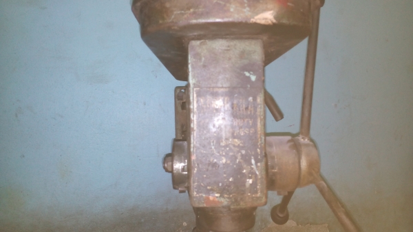 สว่านแท่นใช้งานได้ปกติ สูงเมตรกว่าๆ 5500