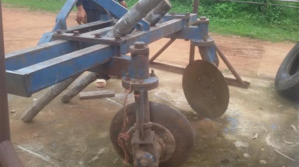 ขายผานชักร่อง