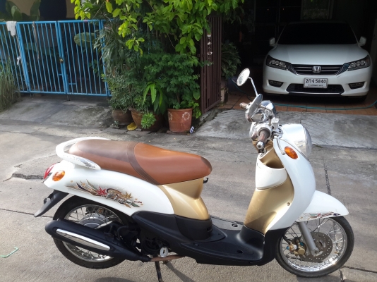 ขายฟีโน่ท่ออาร์มปี53เครื่องเดิม