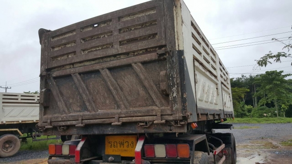 ลูกพ่วง 2 เพลา ดัมพ์ สามมิตรลอนเฉียง ยาว 6 เมตร สวยๆๆๆ ปี 49