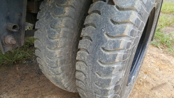 ลูกพ่วง 2 เพลา ดัมพ์ สามมิตรลอนเฉียง ยาว 6 เมตร สวยๆๆๆ ปี 49