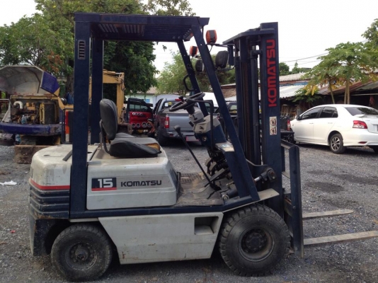 ขาย-ให้เช่า โฟคลิฟ komasu -15 ยกได้1ตันครึ่ง ครับ 120000 ราคาต่อลองได้ครับ