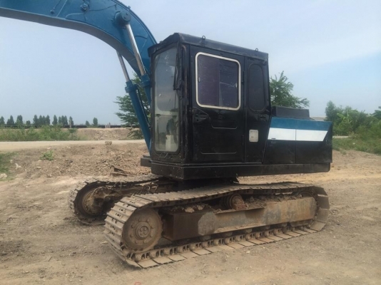 ขายถูก ขายด่วนขายKOMATSU 12HT สภาพสวย พร้อมใช้งาน มีเเอร์พร้อม เครื่องดีช่วงล่างดี ใบแทร็กเต็ม ราคาต่อรองได้