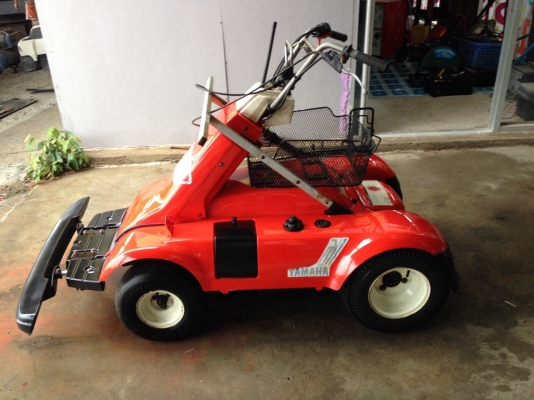 รถกอล์ฟyamaha jt2 แบบยืนขัยสวยๆเท่ห์ๆหายากราคาไม่แพงครับ