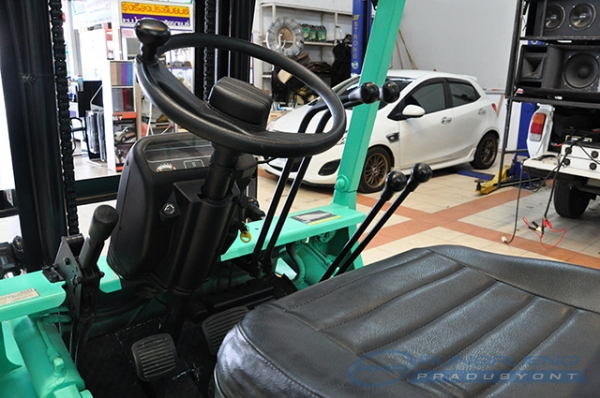 ขายรถโฟล์คลิฟท์มือสอง MITSUBISHI รุ่น FG20  ราคา 175,000 บาท นำเข้าจากประเทศญี่ปุ่น 100\% ไม่เคยใช้งานในประเทศไทย