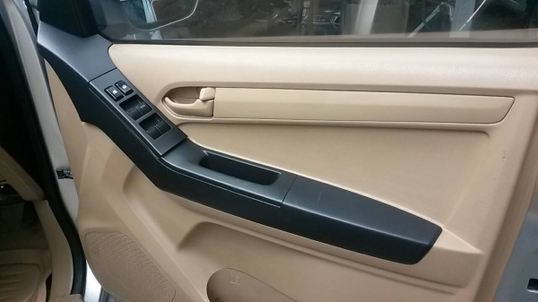 ขายออนิวดีแมก สี่ประตู ตัวเดี้ย ไฟฟ้า พร้อมใช้พร้อมโอน เคยเกิดอุบัติเหตุ จอด จดใหม่แล้ว รถสวยสอาดขี่ดี ปกติทุกอย่าง ปี2012 ขาย379000บาท 0896069238เอ็ม ขายออนิวดีแมก สี่ประตู ตัวเดี้ย ไฟฟ้า พร้อมใช้พร้อมโอน เคยเกิดอุบัติเหตุ จอด จดใหม่แล้ว รถสวยสอาดขี่ดี ปกติทุกอย่าง ปี2012 ขาย379000บาท 0896069238เอ็ม