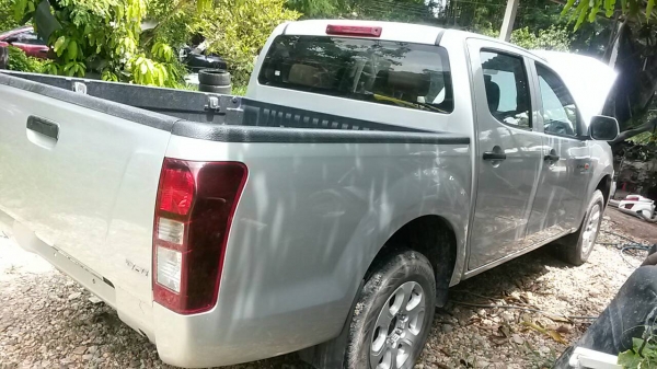 ขายออนิวดีแมก สี่ประตู ตัวเดี้ย ไฟฟ้า พร้อมใช้พร้อมโอน เคยเกิดอุบัติเหตุ จอด จดใหม่แล้ว รถสวยสอาดขี่ดี ปกติทุกอย่าง ปี2012 ขาย379000บาท 0896069238เอ็ม ขายออนิวดีแมก สี่ประตู ตัวเดี้ย ไฟฟ้า พร้อมใช้พร้อมโอน เคยเกิดอุบัติเหตุ จอด จดใหม่แล้ว รถสวยสอาดขี่ดี ปกติทุกอย่าง ปี2012 ขาย379000บาท 0896069238เอ็ม